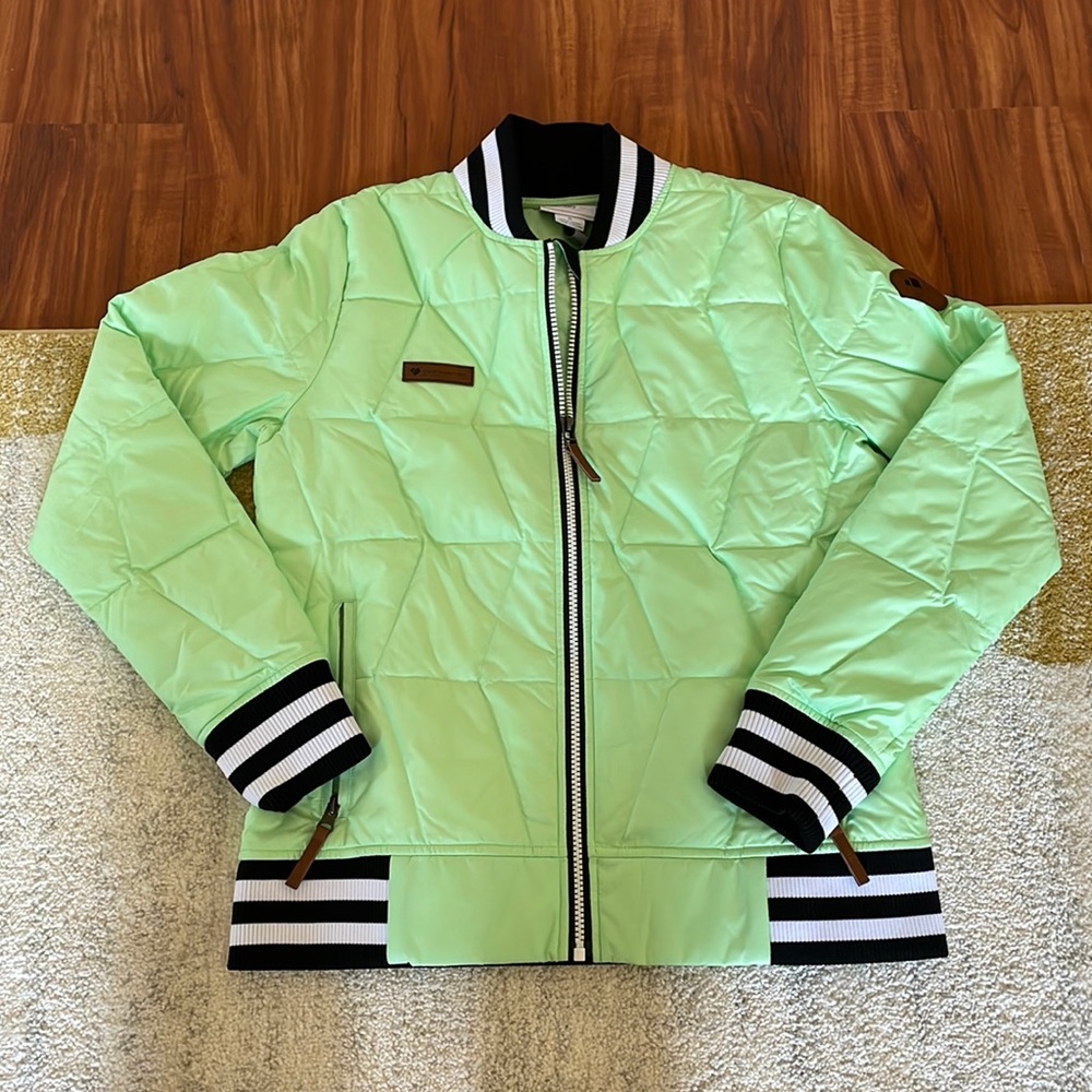NWOT Obermeyer Paige Down Jacket - Picture 4 of 10